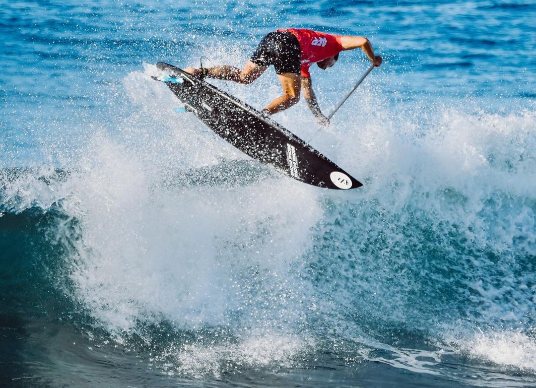 Cinco Brasileiros Avan Am Para As Finais Do Mundial De Sup Wave Aloha