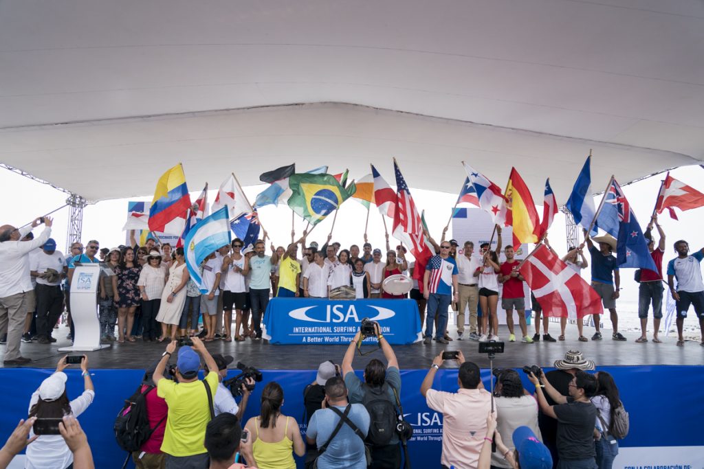 cerimônia de abertura do mundial da ISA em El Salvador