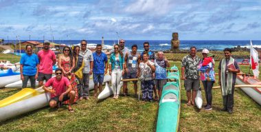 preparativos para o pan-americano de vaa em Hanga Piko, Rapa Nui
