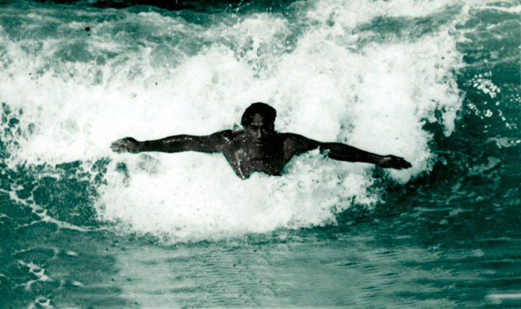 Duke-kahanamoku-body-surf