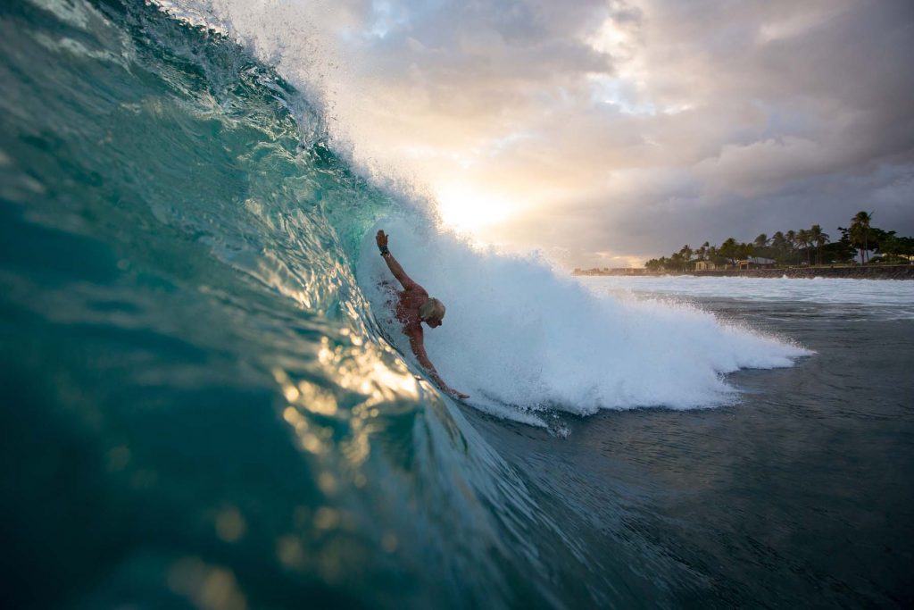 Mark Cunningham fazendo bodysurf