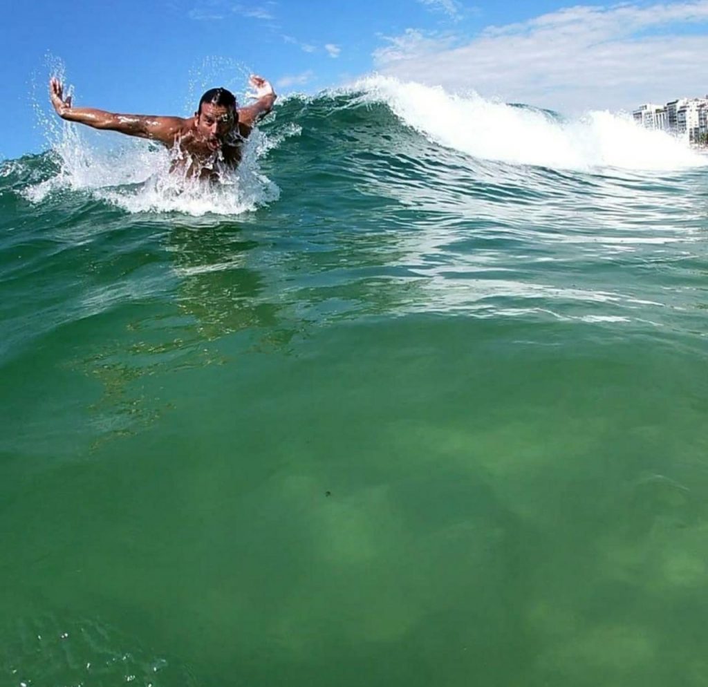 bodysdurf surfe de peito
