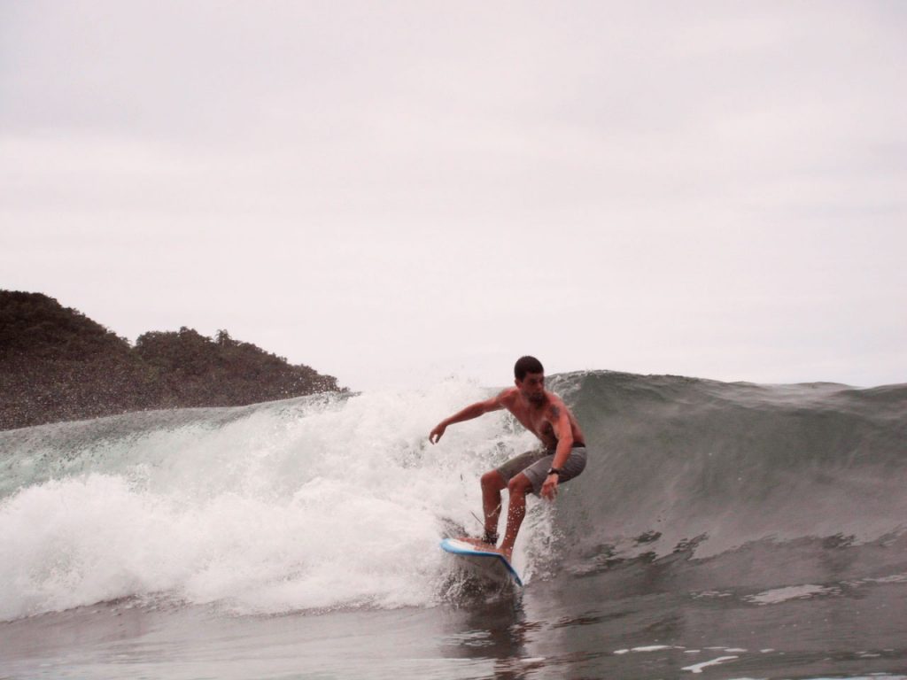 Surfe em Martin de Sá, Paraty