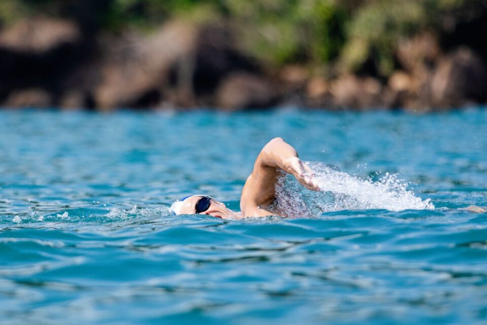 Como nadar uma distância maior na Maratona Aquática?