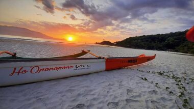 segurança no mar canoa polinésia