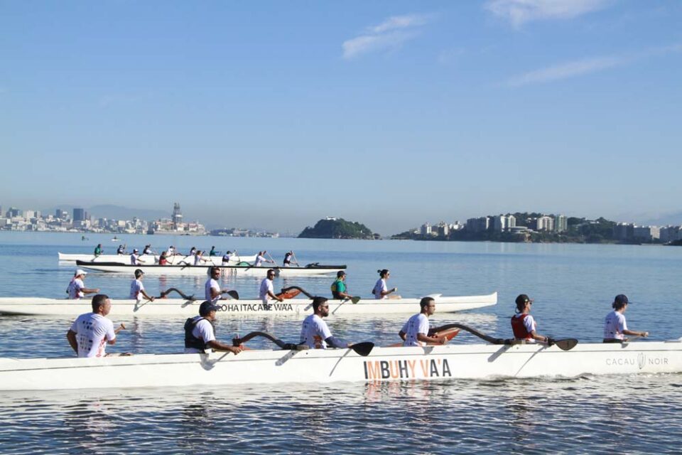 Copinha de Canoa Havaiana