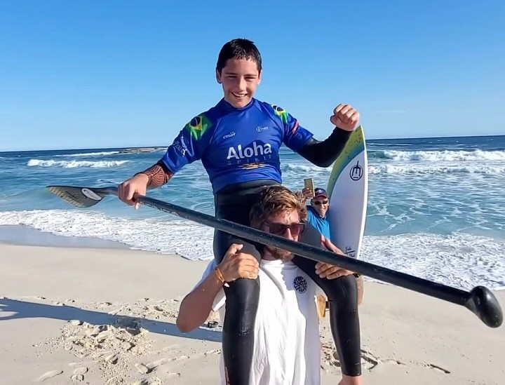 Pedro Veiga supera Pedro Arthur e garante o título da categoria Junior no Aloha Spirit Saquarema, válido pelo Brasileiro de SUP Surf